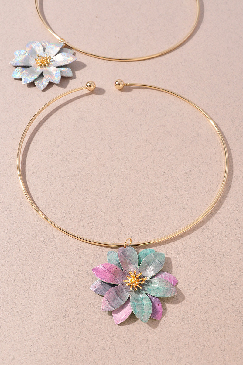 FLOWER CHOKER NECKLACE