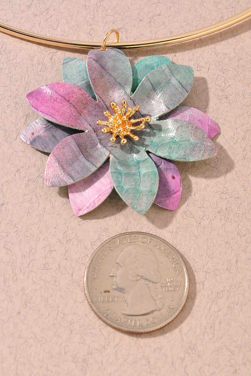 FLOWER CHOKER NECKLACE