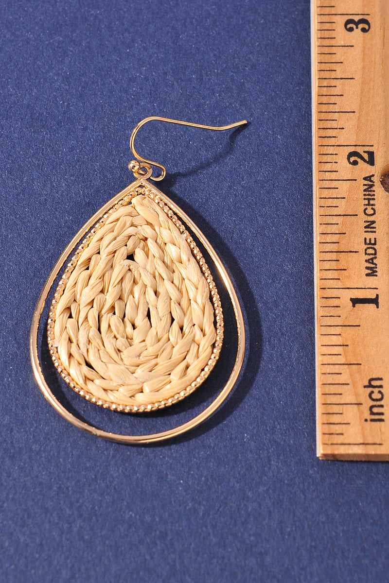 METAL RAFFIA TEARDROP DANGLE EARRINGS