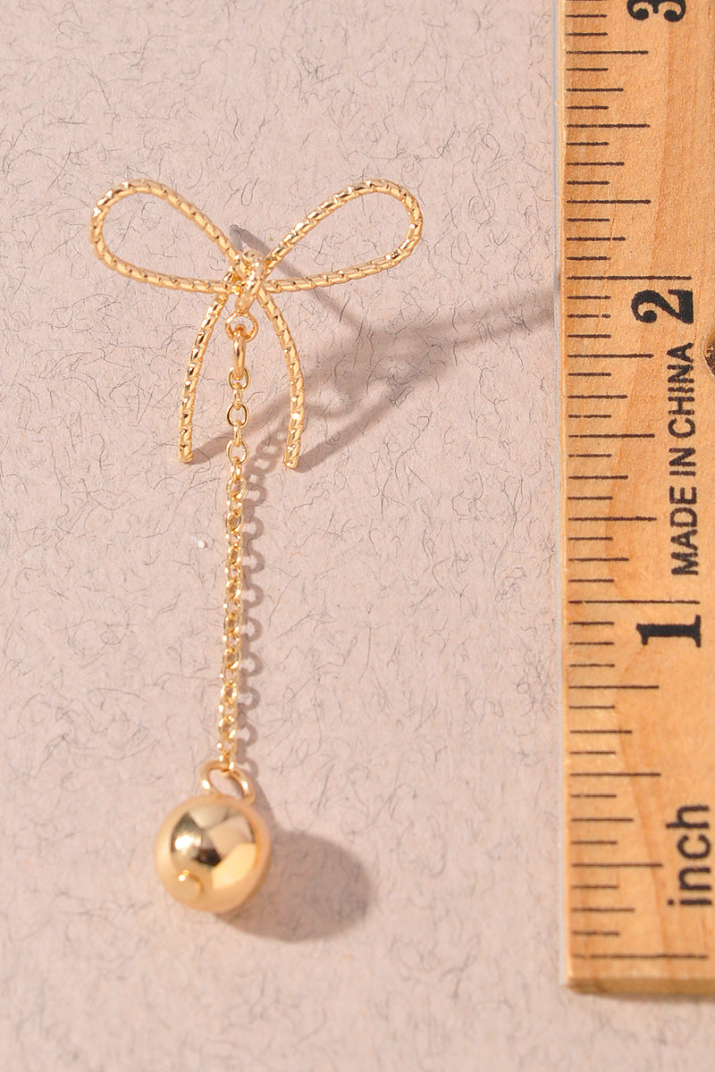 METAL RIBBON BALL DANGLE EARRINGS