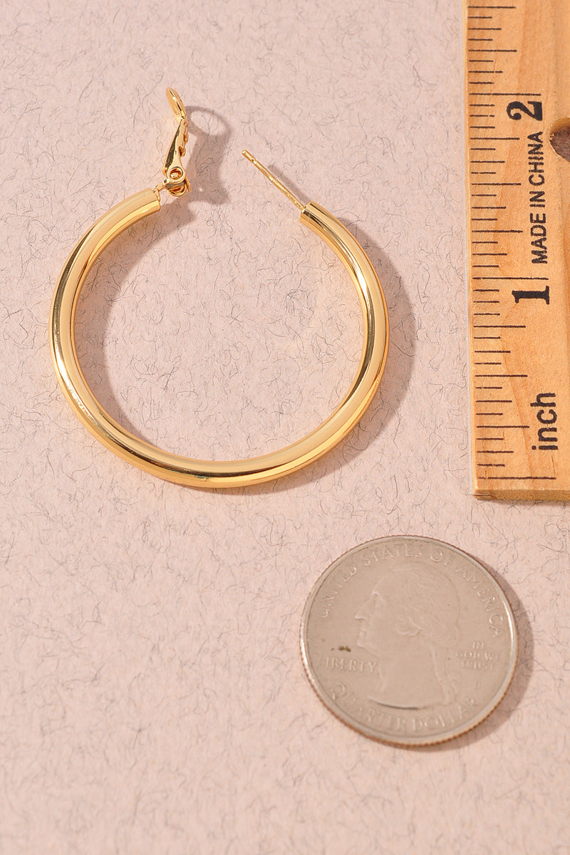 GOLD DIPPED OMEGA CLOSURE HOOP EARRINGS