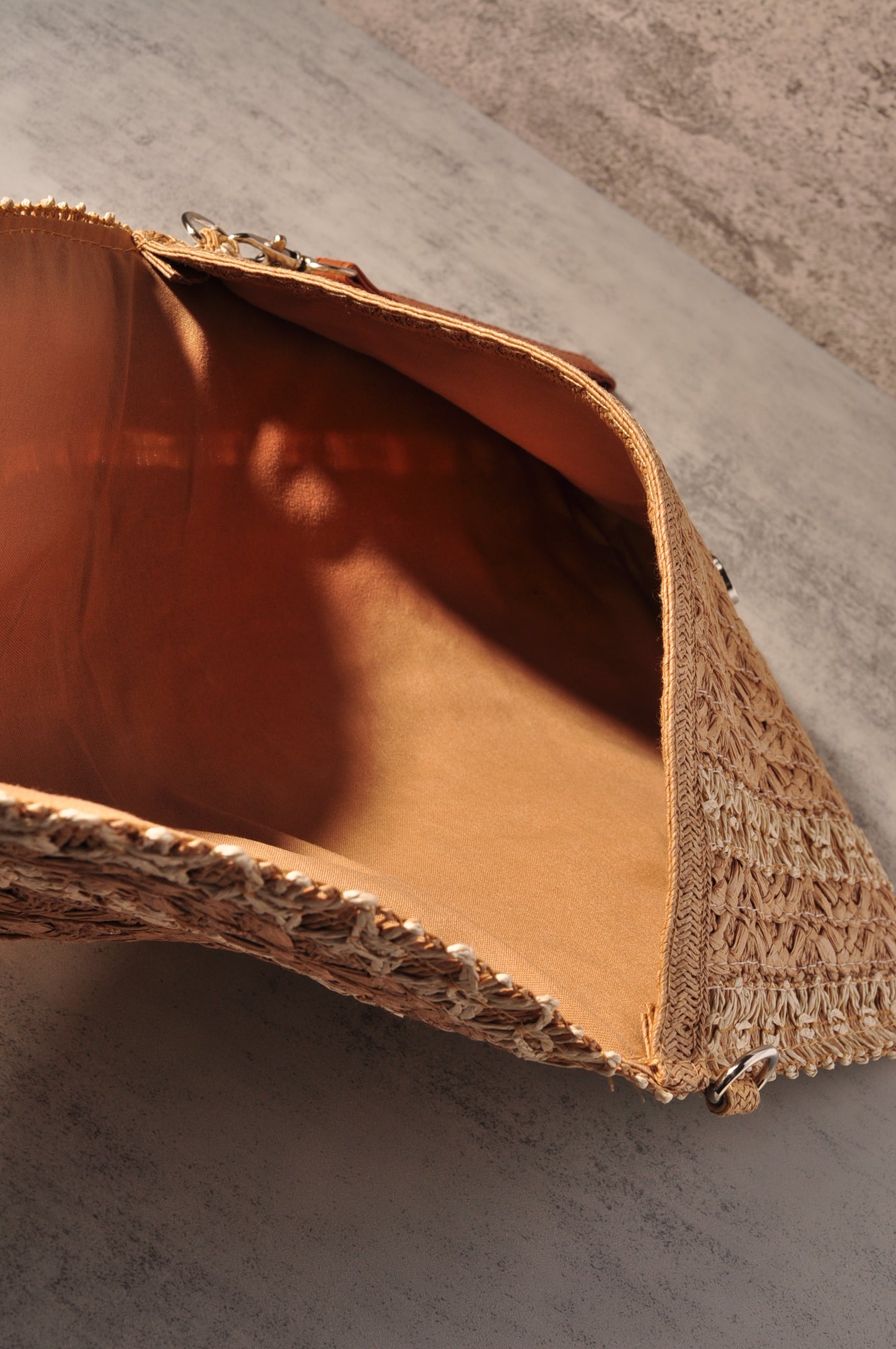 STITCH DETAIL STRAW CLUTCH & CROSSBODY BAG